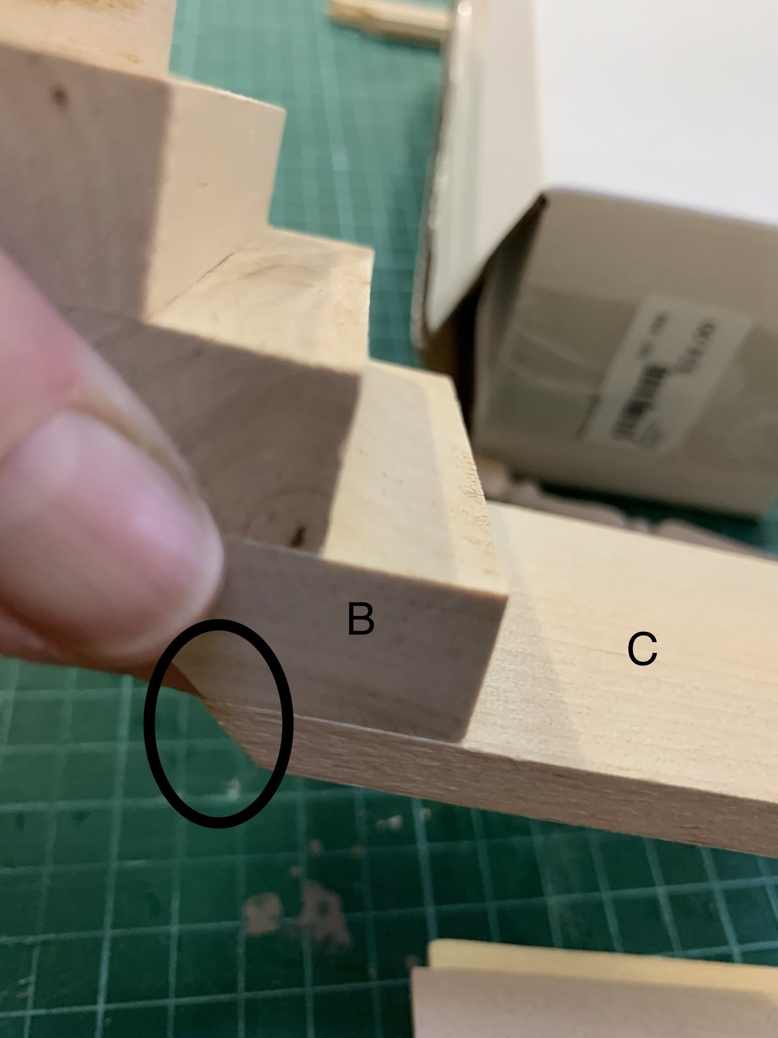Angle of landing to stairs B