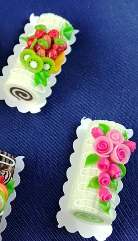 Cake Roll (Price Each) (37mmL x 15mm Diam)