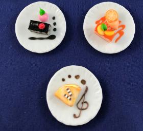 Cake Plate (Price Each) (35mm Diam)