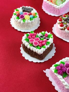 Cakes (Price Each) (32mm Diam/Sqr 18mmH)