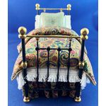 Lorraine's Hand Dressed Bed (170 x 100 x 120Hmm)