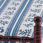 Bed & Night Stand, Mahogany (6-7/16" x 3-3/4" x 3-5/8")