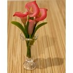 Flowers in a Glass Vase Pink (33mmH)