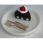 Cake on a Large Plate with Knife and Fork Chocolate (Plate: 36mm Diam)