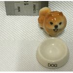 Small Pomeranian Dog with Bowl (16 Diam x 5mm, Dog: 18 x 10 x 17Hmm)