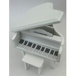 Piano Baby Grand White (90 x 90 x 70Hmm)