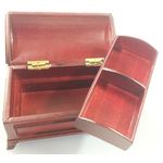 Trunk with Insert Mahogany (83W x 47D x 48Hmm closed)