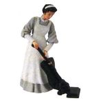 Resin Maid Vacuuming/Hoovering (135mmH)