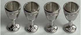 Goblet Set 4 Silver (7 Diam x 15Hmm)