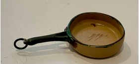 Skillet Medium Gold (0.125"H x 1.5"W x 0.625"D)