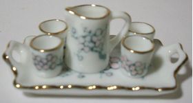 Jug/Tray with 4 Cups Floral/White (Tray: 58 x 28mm)