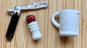 Shaving Set 3Pc (Cup: 8Diam x 11H, Brush: 3Diam x 10H, Knife: Handle 14L and Blade 18Lmm)