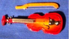 Violin (63mmL)