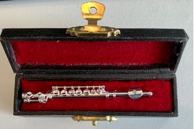 Flute in Case (Flute: 75mm Long)