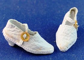 Shoes Hand Made by Kathy Brindle (27Lmm)