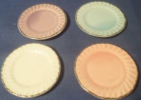 1:6 or Large 1:12 Scale Set of Four Plates (40mm Diameter)