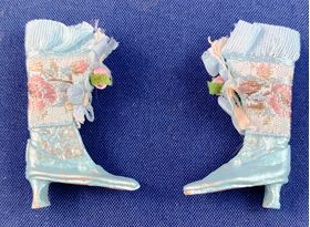 Boots Blue (22 x 35mmH)