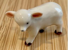 Lamb (25 x 15 x 20Hmm)