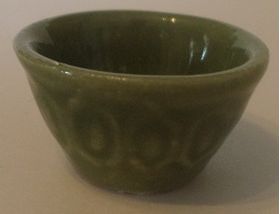 Bowl Embossed Green (25Diam x 15Hmm)