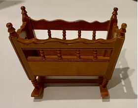 Rocking Cot / Crib Oak (92 x 55 x 70Hmm) - Stock Clearance