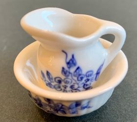 Spiral Pitcher and Bowl (Bowl: 30 Diam x 14Hmm)