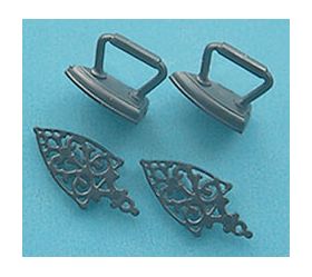 Trivets and Irons (Iron: 13L x 8W x 9Hmm)