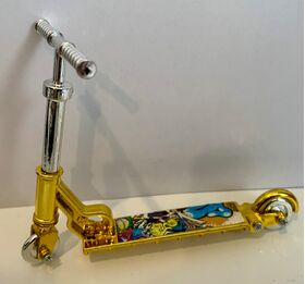 Scooter Yellow (100L x 43W x 78Hmm)