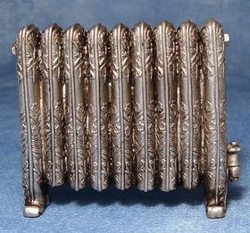 Antique Silver Radiator (70 × 20 × 65mm)