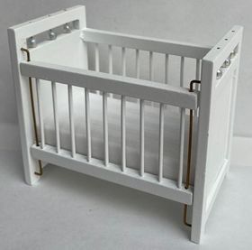 Cot White (110W x 65D x 100Hmm)