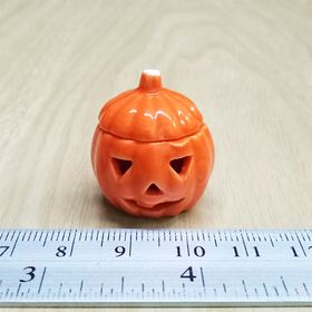 Halloween Ceramic Pumkin Cookie Jar (25 Diam x 30Hmm)