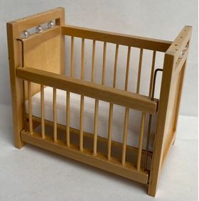 Cot Oak (110W x 65D x 100Hmm)