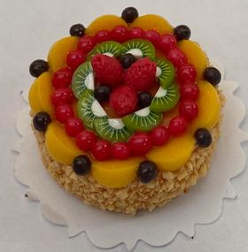 1:6 or Large 1:12 Scale Cake (25 Diam x 15Hmm)