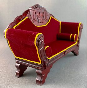 Lounge Sofa Mahogany, Burgundy (138 x 52 x 88Hmm)