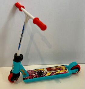 Scooter Blue (82L x 57W x 75Hmm)