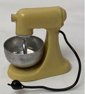 Mixmaster Yellow (30 x 17 x 33H, Bowl 20mm Diam)