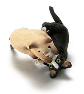 Playing Kittens Siamese Brown and Socks (0.5"H x 0.875"W x 0.25"D )