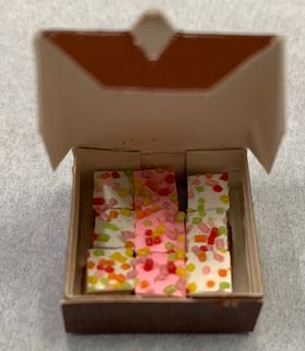 Cakes in a Box Set 6 (Boxes 22 x 22mm)