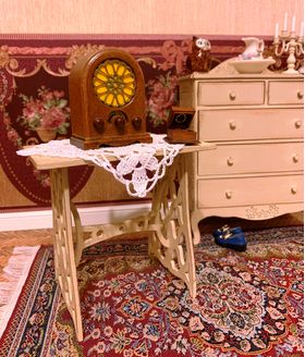 1:6 Sewing Table Kit (108W x 65D x 103Hmm)