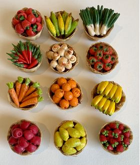 Basket of Fruit and Vegetables Set 12 (Basket 20 x 20mm)