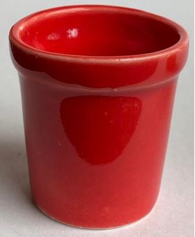 Red Plant Pot (25 x 25mm)