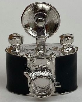 Camera (25W x 15D x 30Hmm)