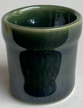 1:6 or Large 1:12 Scale Green Plant Pot (38 x 38mm)