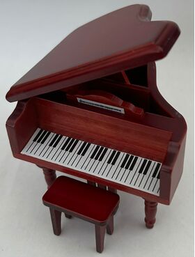 Piano Baby Grand Mahogany (90 x 90 x 70Hmm)
