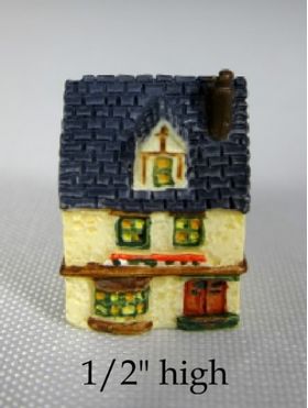 Brooke Tucker Tiny Town House D (Dark Blue Roof) (18mmH)