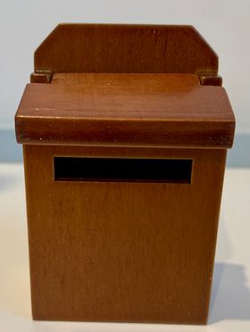 1:6 Mailbox (45 x 25 x 70Hmm)