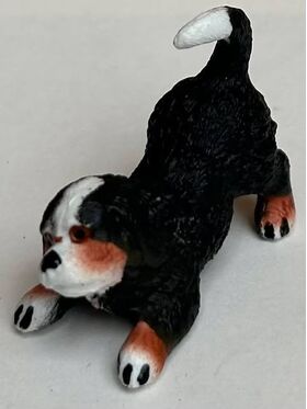 Bernese Mountain Dog, Puppy Laying (40L x 35Hmm)