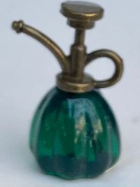 Fancy Perfume Atomiser Green (8 Diam x 16Hmm)