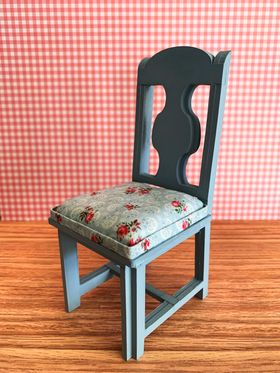 1:6 Chair Kit to Fit Desk (66W x 75D x 145Hmm)