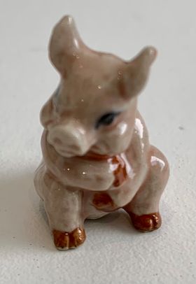 Baby Pig (22mmH) (Price Each Part of a Set of 5)