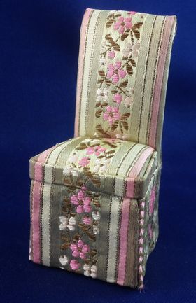 Ribbon Rose Parson Chair (40W x 40D x 93Hmm) By Bespaq